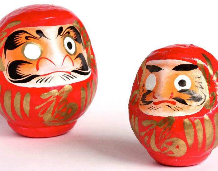 porte bonheur japonais daruma