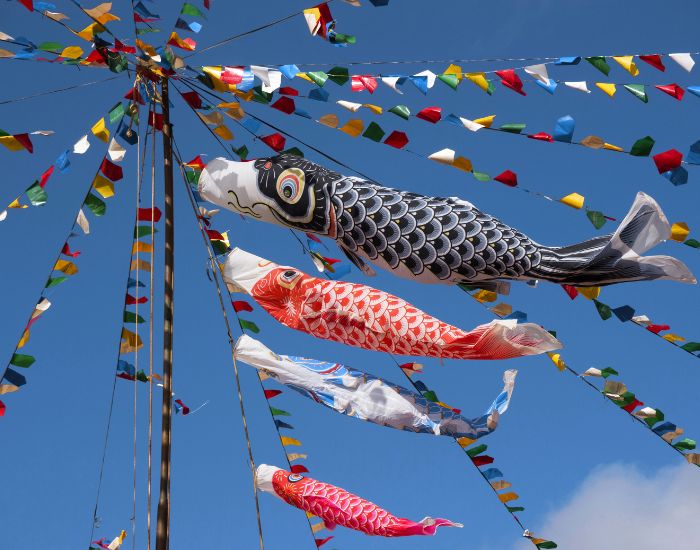 porte bonheur japonais koinobori