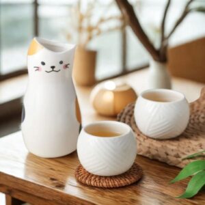 service à saké japonais en forme de chat shochu 1 carafe et 2 tasses